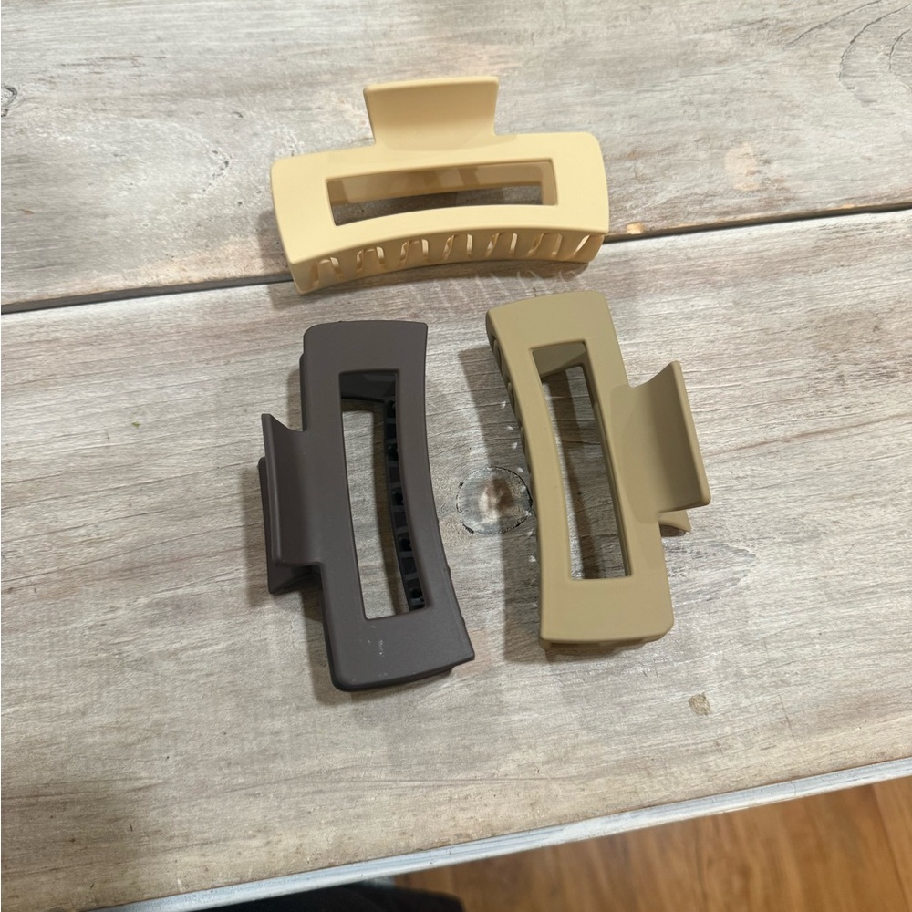 Set of Three Hair Claw Clips in Neutral Tones